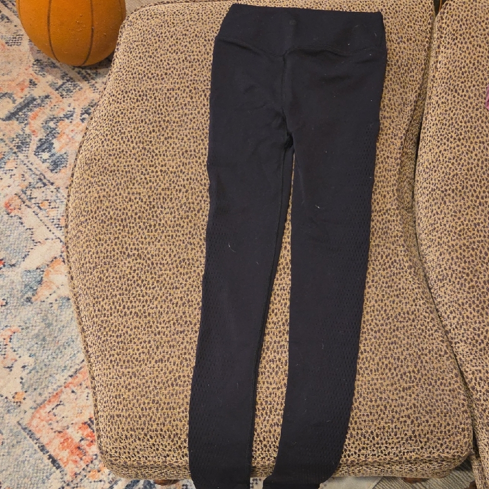 lululemon athletica Black Leggings, Mesh On Side Of Legs
